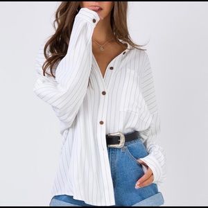 Princess Polly Oversized blouse (NEVER WORN)
